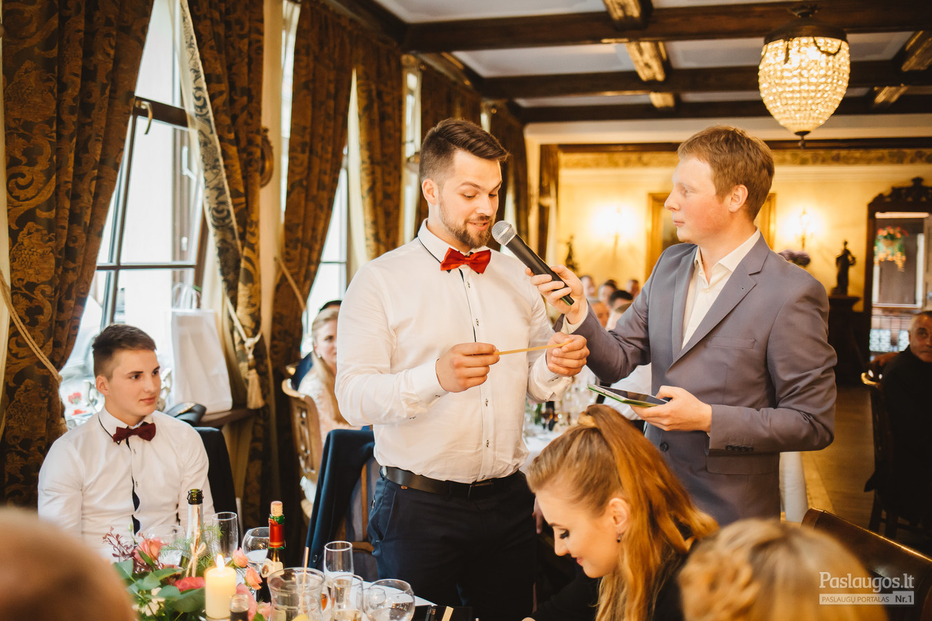 Renginių vedėjas Tomas Šileika veda šventę